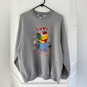 Disney Winnie the Pooh Christmas Sweatshirt size XL